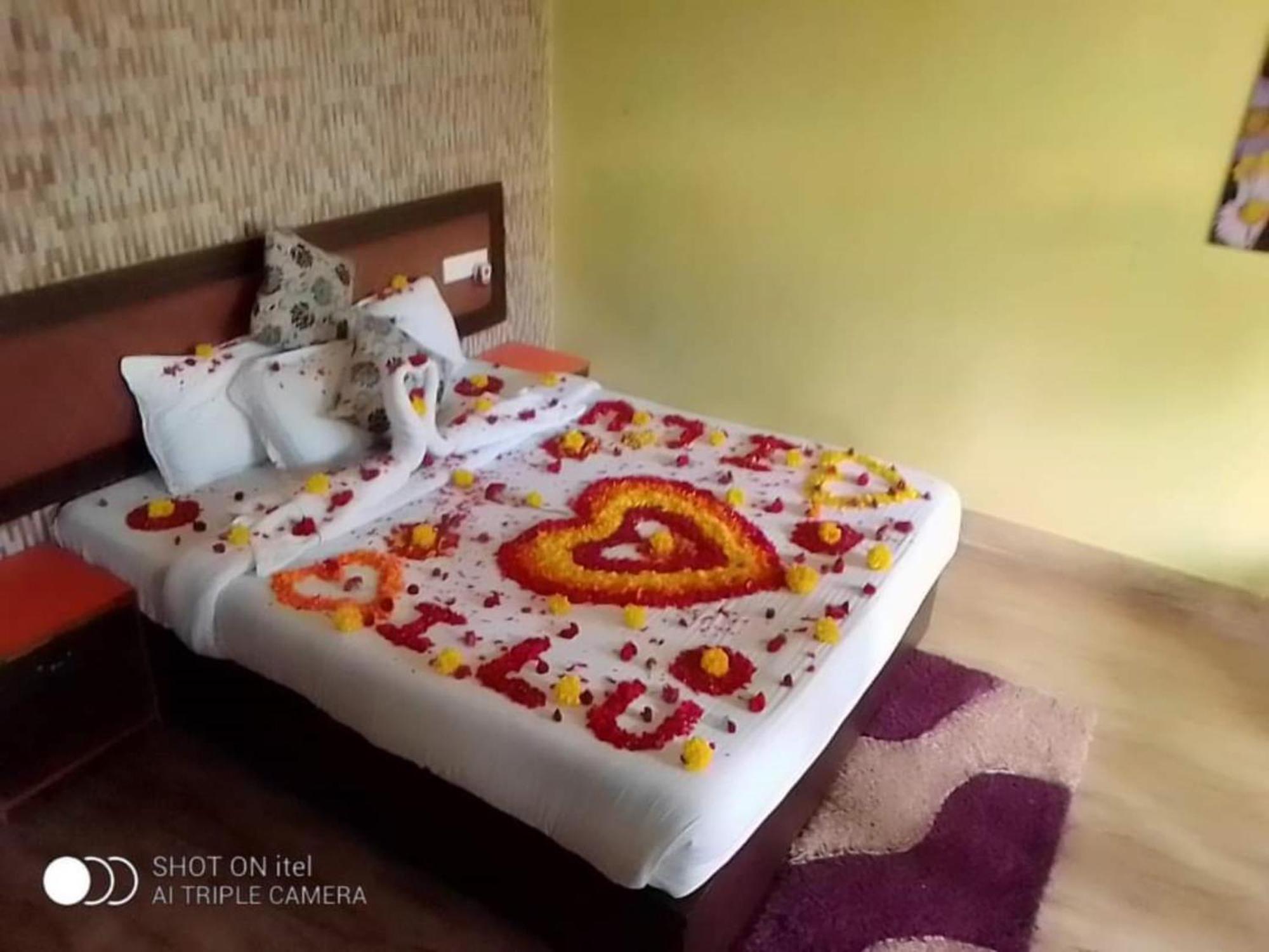 Gold India Beach Resort Govind Nagar Exterior foto