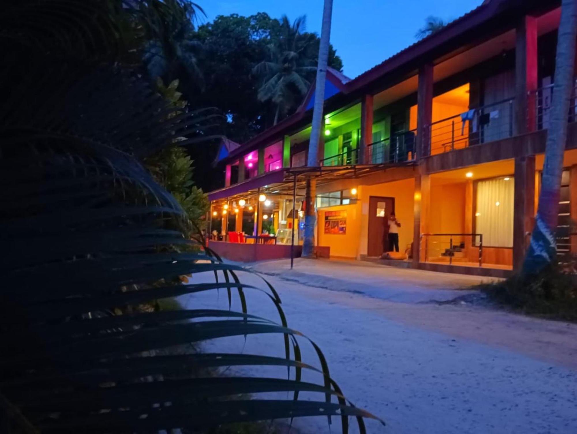 Gold India Beach Resort Govind Nagar Exterior foto